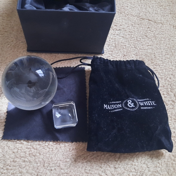 Lensball - Picture 3 of 3